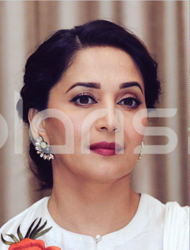 . (@hmadhurid) on Twitter photo #DanceWithMadhuri <33 <a href="/MadhuriDixit/">Madhuri Dixit Nene</a> Art by me ❤️❤️
#MadhuriMeetsMadhuri #DWM <a href="/MadhuriEmpress/">Madhuri Dixit - The Empress</a> <a href="/TeamMadhuriD/">Team M</a> #DanceWithMadhuri <33 <a href="/MadhuriDixit/">Madhuri Dixit Nene</a> Art by me ❤️❤️
#MadhuriMeetsMadhuri #DWM <a href="/MadhuriEmpress/">Madhuri Dixit - The Empress</a> <a href="/TeamMadhuriD/">Team M</a>