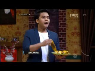 Ayyu1802's tweet photo. "@dianmrindukanmu: Hahaha kasian bgt @bangbily mw nyanyi malah iklan :)
#TBCatlniTalkshowNET http://t.co/e3SnU5Wdz6"