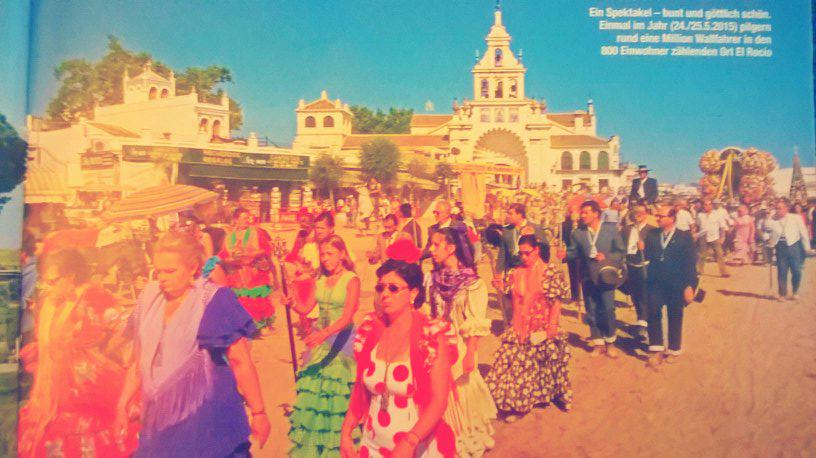 HuelvaSi's tweet photo. Nuestra seguidora @leo88bamberg nos manda esta imagen que encontró en una revista en Alemania. #elrocio2015 #Huelva http://t.co/COkWS2wUJh