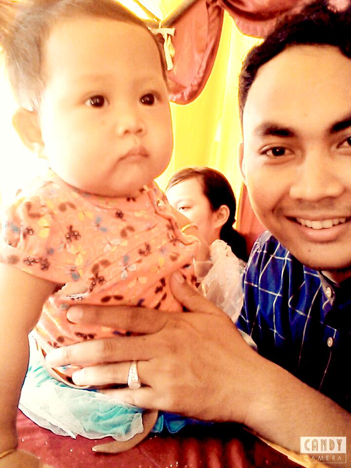 dyeas's tweet photo. Embemm....ditggal om duyu k eropahh ya....😋😚 http://t.co/2I488KlXUR
