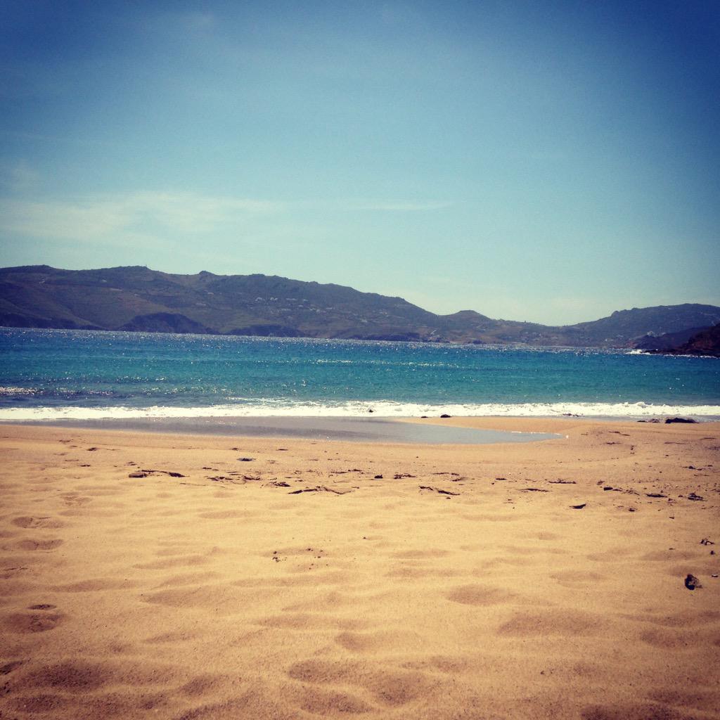 TRISTRAMBROS's tweet photo. #mykonos #agios #sostis #beach http://t.co/AByiWdCVPS