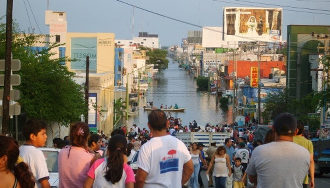 UNGlobalPulse's tweet image. #BigData for disaster management bit.ly/1HbGKEJ  guest post by @dpastoresc &amp;amp; Alfredo Morales #Data2015