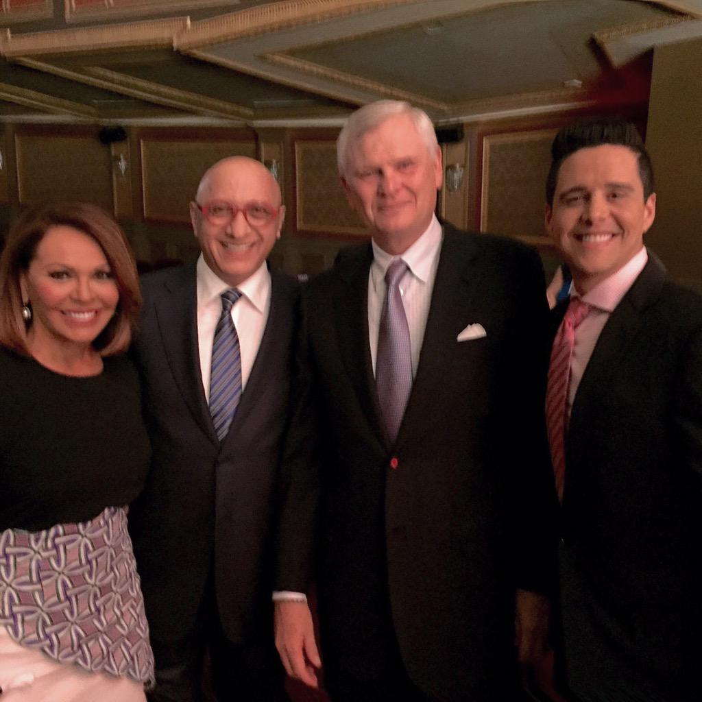 #Upfront @univision #thiswayforward @RandyFalco @albertociurana @mariaesalinas #newyork