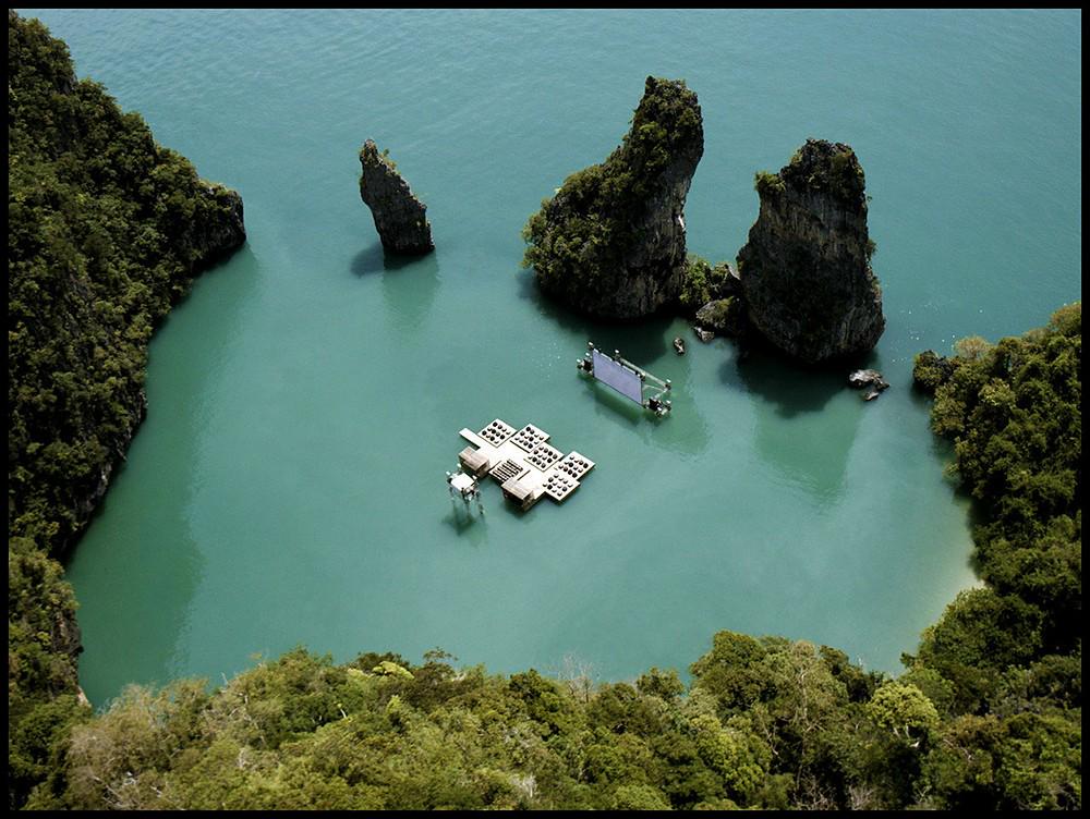 De drijvende bioscoop in Thailand: rondreis.nl/blog/algemeen/… #thailand #reizen #rtot