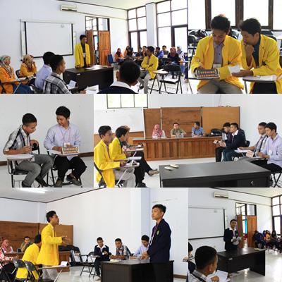 englishexpo2015's tweet photo. UNIVERSITY DEBATE COMPETITION #ENGLISHEXPO2015 "BURN THE EAST" (PENYISIHAN I) http://t.co/u30eATj2Kf