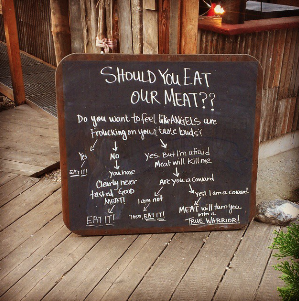 whitetrashdude's tweet image. Heute mal geschmeidig den Herd aus lassen und gemütlich ins #WhiteTrash maschieren! #Lunch bis 16 Uhr mit #DJDirty