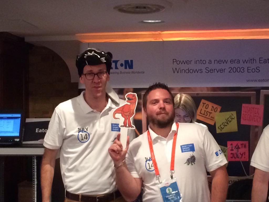 SwitchOnEaton's tweet image. RT @NicoleWhitesid1: @dgwindso getting his badger on @SwitchOnEaton #SpiceWorldLondon #eatonengaged
