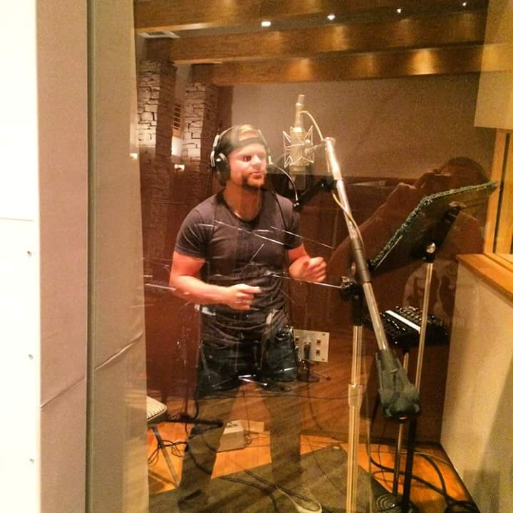 TaraFilkins's tweet photo. @haden4life @hadencarpenter big things are coming keep watching. #arkansoul #rockinout #hardatwork #wherethemagicis http://t.co/wy73wREYdD