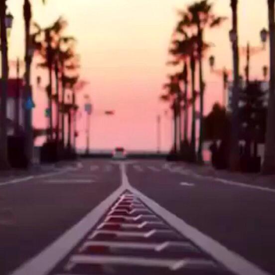 koook93's tweet photo. قُل الحمدلله على أمرٍ قد أبكاك,فـربّ الكون قد أحبك حين أبتلاك. http://t.co/6n3OCvQDIG