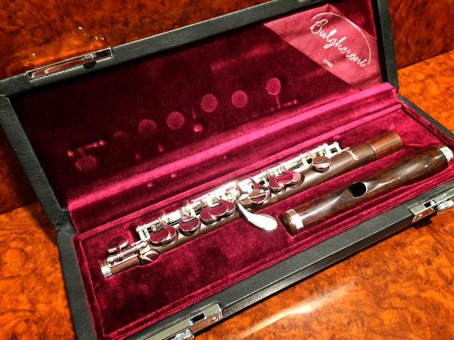 入荷情報】イタリアの工房生まれの「ブルゲローニ」ピッコロの管体