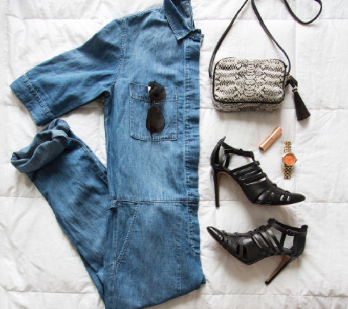 marieclaire's tweet photo. 7 Style Secrets from a Fashion Editor: http://t.co/rct0enfCvc http://t.co/VGrZ5DolQn