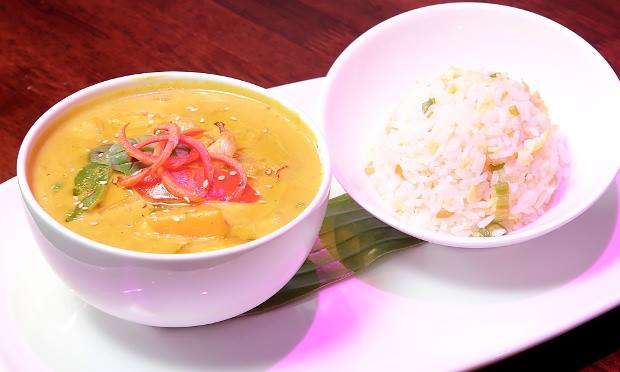 Myvouchersie's tweet photo. Fantastic Deal from Ginthai Tallaght. Print/Login on your Phone 2 redeem https://t.co/4sPLDxB0wg https://t.co/sxcqO9hTgT @GinthaiDublin
