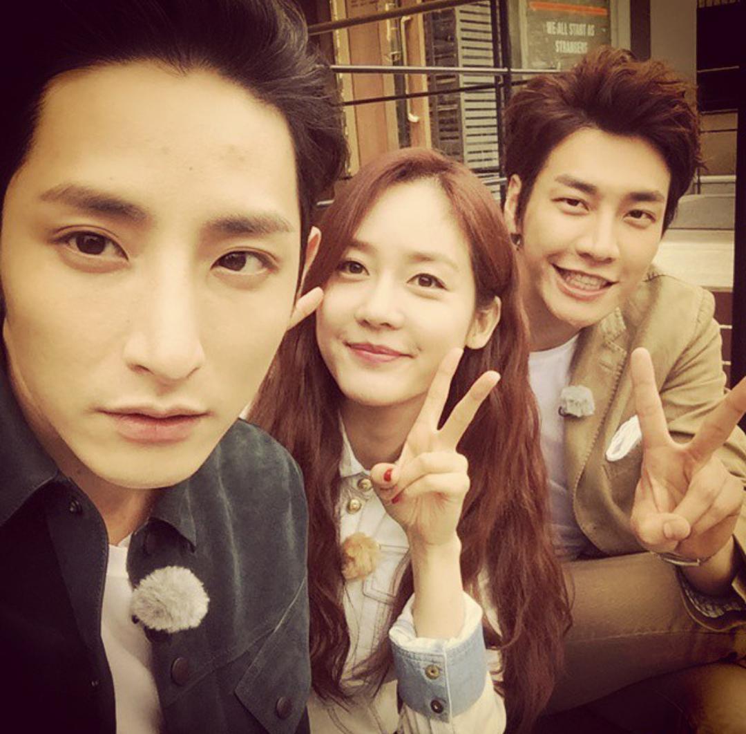 <a href="/Hyuksoo_b/">HYUK SOO</a>  ㅋ 그리고 나 ~~
