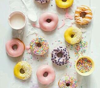 notforponies's tweet photo. #WhatMakesMeHappy? A sweet, squishy donut on #NationalDoughnutWeek! Oh and a bit of #lifestyleblog photography too! http://t.co/FWSxVWcxX5