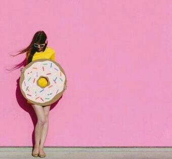 notforponies's tweet photo. #WhatMakesMeHappy? A sweet, squishy donut on #NationalDoughnutWeek! Oh and a bit of #lifestyleblog photography too! http://t.co/FWSxVWcxX5