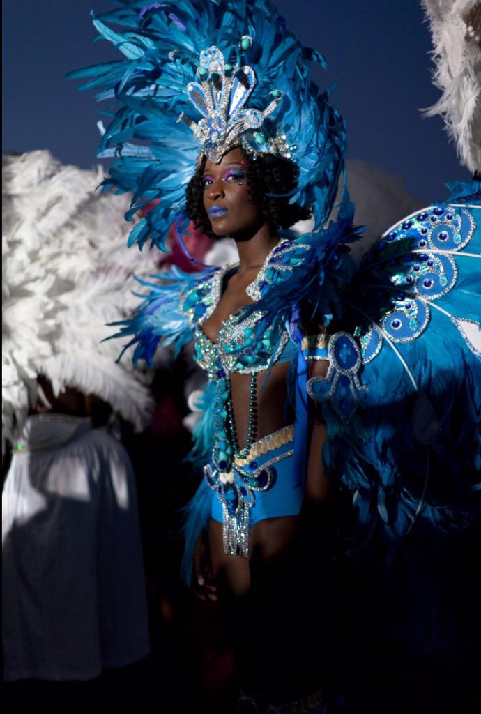 SonyMusicLatin's tweet photo. Missing the @VisitTheBahamas already! #takeusback #BahamasJunkanooCarnival #JumpInDaLine 🌴☀️🎶🎤😎👙🍹 http://t.co/3RKI4ShdGz