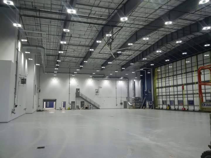 TWILLYG2's tweet image. Rankin Inlet's newest hanger has #ActiveLED brought by #Caberra and #Arrow