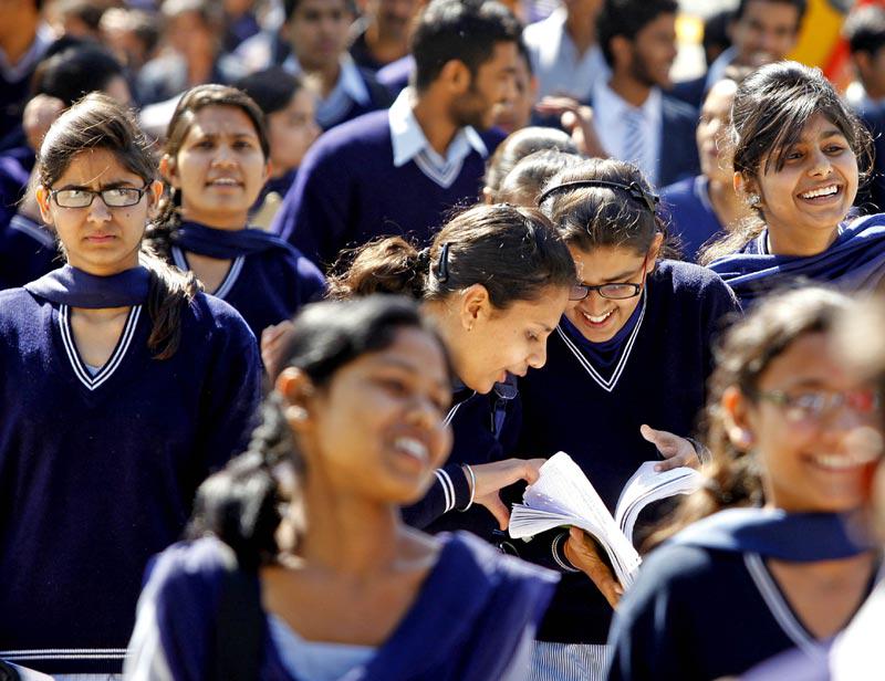 FinancialXpress's tweet photo. #CBSEResult for class 10th has been DELAYED by a day or two &amp; is likely to come on May 29 now. http://t.co/bYJkw0L8lr http://t.co/12to7J0CC4