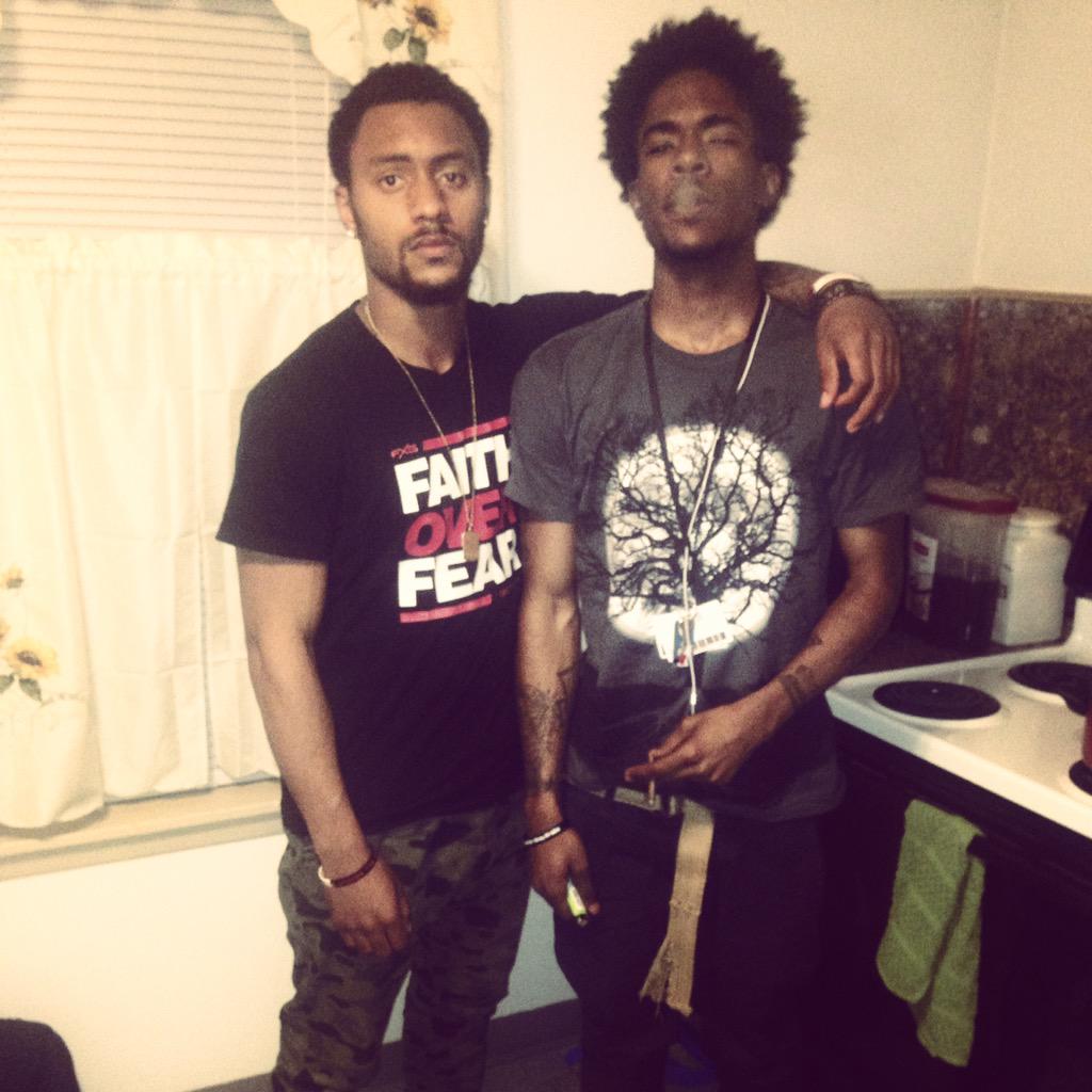 NinoSplash's tweet photo. #Day1 @MrSpidey21 #RIPDeez http://t.co/KfBa0bbEzJ