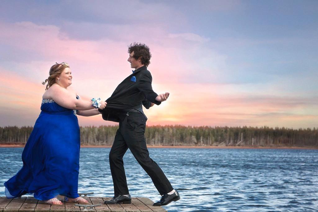 McShealee's tweet photo. Prom 2015 http://t.co/2WW5hfNwtR