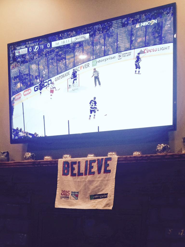 shannondechick's tweet photo. #LGR http://t.co/NbAFkkqgs9
