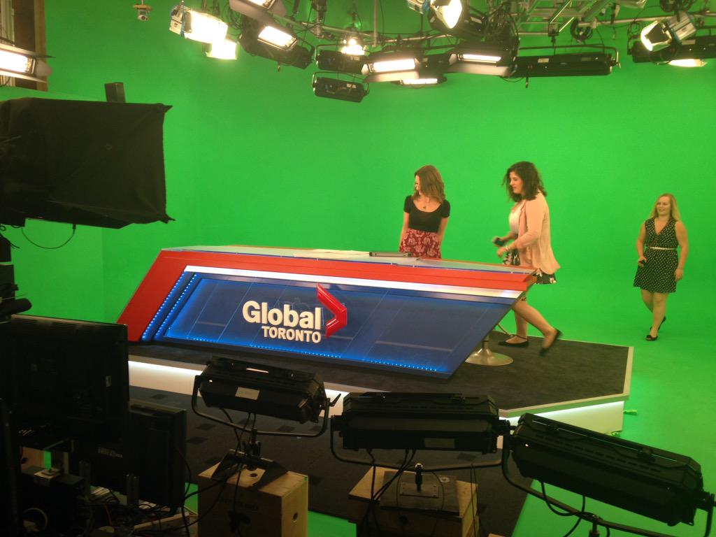 DTaylorQNetNew3's tweet photo. A sneak peak inside studio one at #GlobalTelevision http://t.co/9tN5bv3rEn