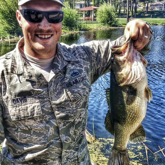 filthyanglers's tweet photo. Member of Fishing Buddies for Veterans and US Air Force Airman with a nice bass. #certifiedfilthy http://t.co/kY6xNRedUr