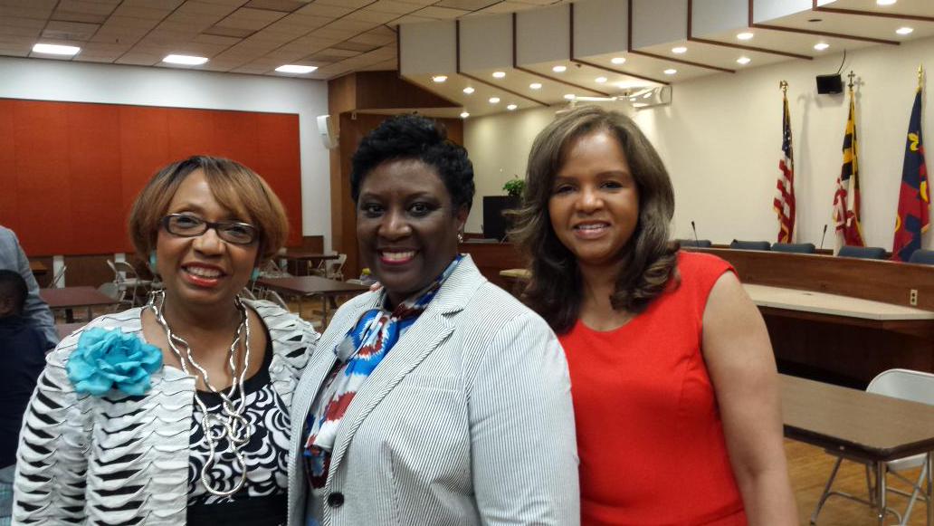 Congrats to newly appointed principal of Fields Road ES, Erica Williams (eff 7/1/15) <a href="/RebeccaOnBoard/">Rebecca Smondrowski</a> @jill4allkids