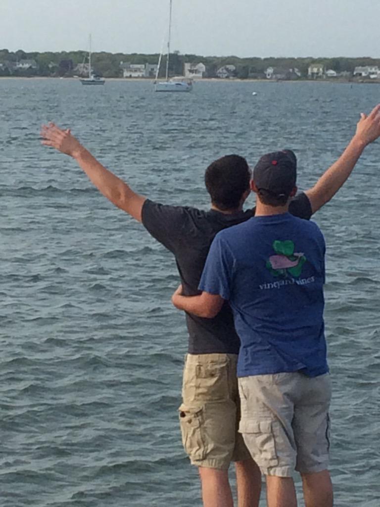 TonyBoots5's tweet photo. Happy birthday to my brother @CConnell03 born by the sea, that's where you'll be http://t.co/9mHWz8IUnV