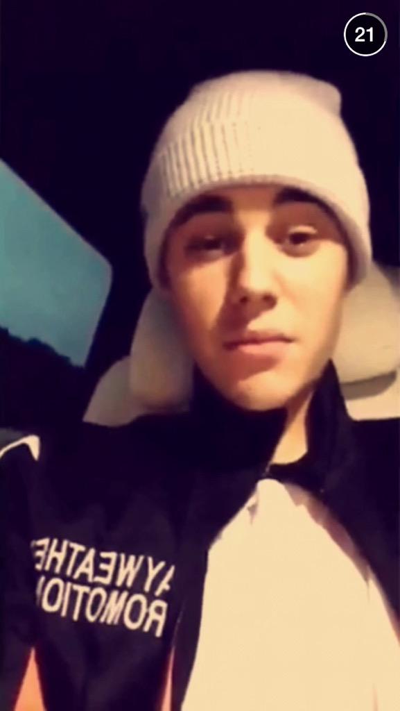 JUSTINSEX0's tweet photo. QUE BEBEEEEEEEEEEEEE http://t.co/6cuaxL7pGx