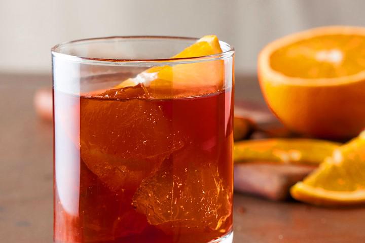 CTLifestyles's tweet photo. Local Connecticut Restaurants to Participate in National Negroni Week http://t.co/zg01Cbh7fL @imbibe #NegroniWeek http://t.co/YdgxMhC9ka