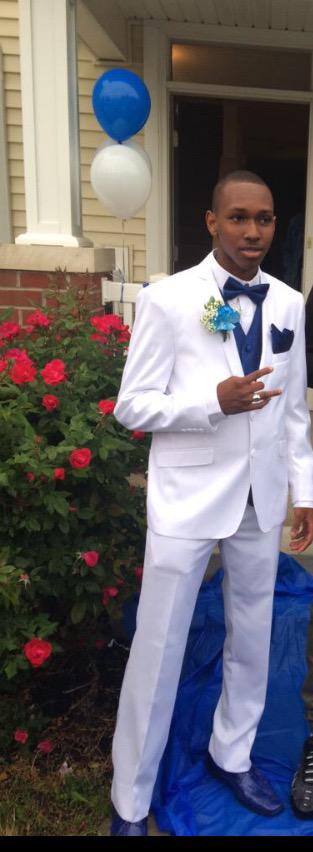 thehighprom's tweet image. Some of the young men from Chester prom #SLAYED 🔥 #ChesterProm #ShutItDown 😍😍