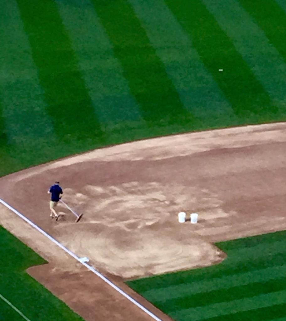 jepelant's tweet photo. I wish my job involved Diamond Dust  #MNTwins http://t.co/iNkZRrcBqI