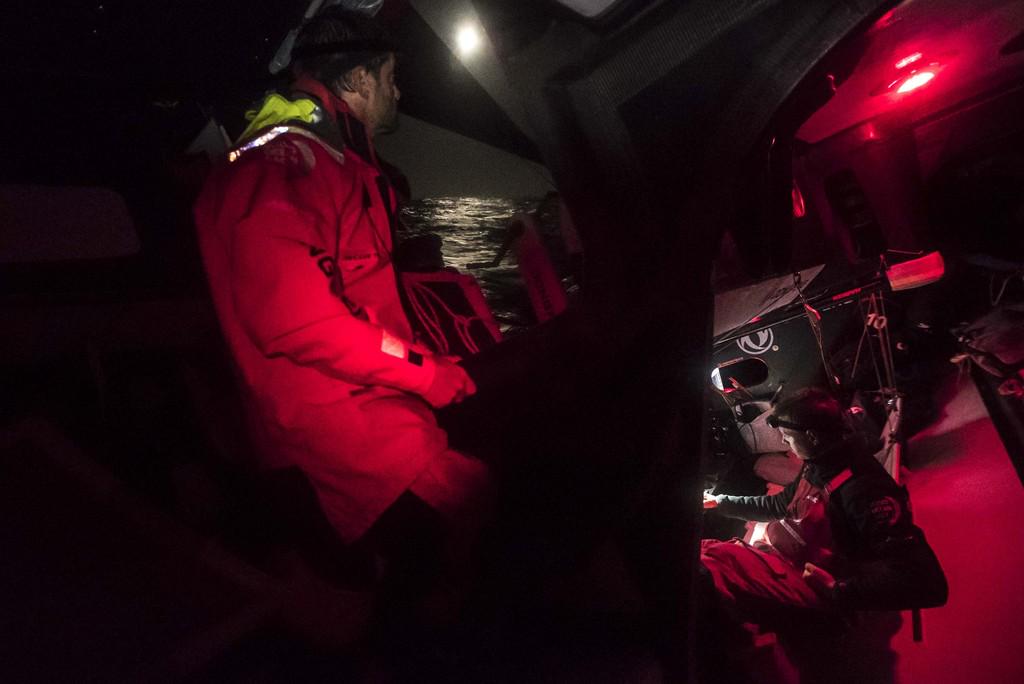 VO65_DONGFENG's tweet photo. 15 knots flat sea. Lot more confortable as we are getting closer to the finish.@DongfengRacing #vor http://t.co/LZXPfWXFIt