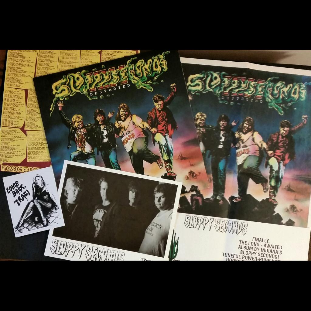 Iron Vinyl (@iron_vinyl) on Twitter photo Sloppy Seconds - Destroyed
Toxic Shock 1989
#metal #vinyl #punk #punkrock #SloppySeconds #ToxicShock <a href="/SloppyOfficial/">Sloppy Seconds</a> Sloppy Seconds - Destroyed
Toxic Shock 1989
#metal #vinyl #punk #punkrock #SloppySeconds #ToxicShock <a href="/SloppyOfficial/">Sloppy Seconds</a>
