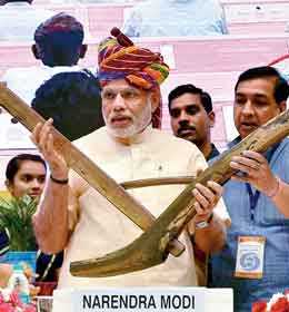 MyAnandaBazar's tweet photo. There is more to good governance than fighting corruption #ModiAtOne http://t.co/MAkyfzB9oC http://t.co/v0WkUc0RIU