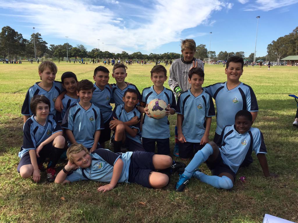 SJSyr6's tweet photo. Having a great time at the Stage 3 #soccer gala day. #playinghard #playingfair #havingfun @SJSyr5 http://t.co/pQKnXTJu3k