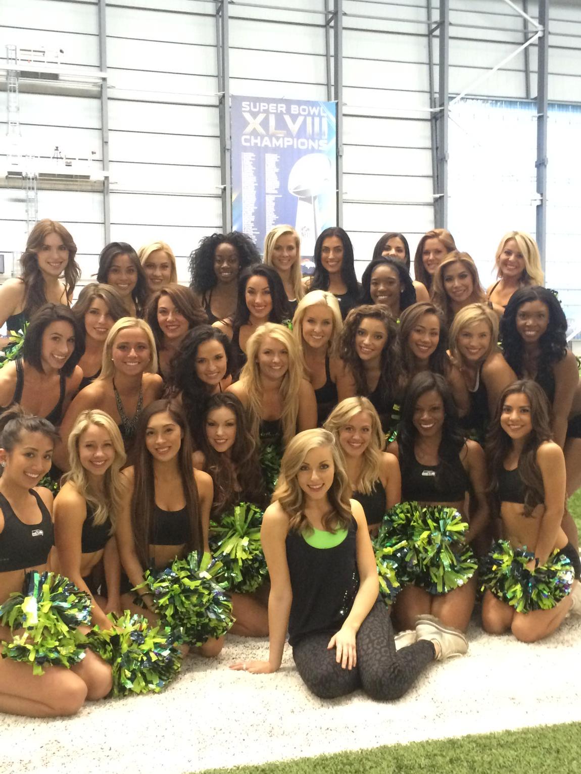 CF-s2LNUsAAwX0I.jpg:large