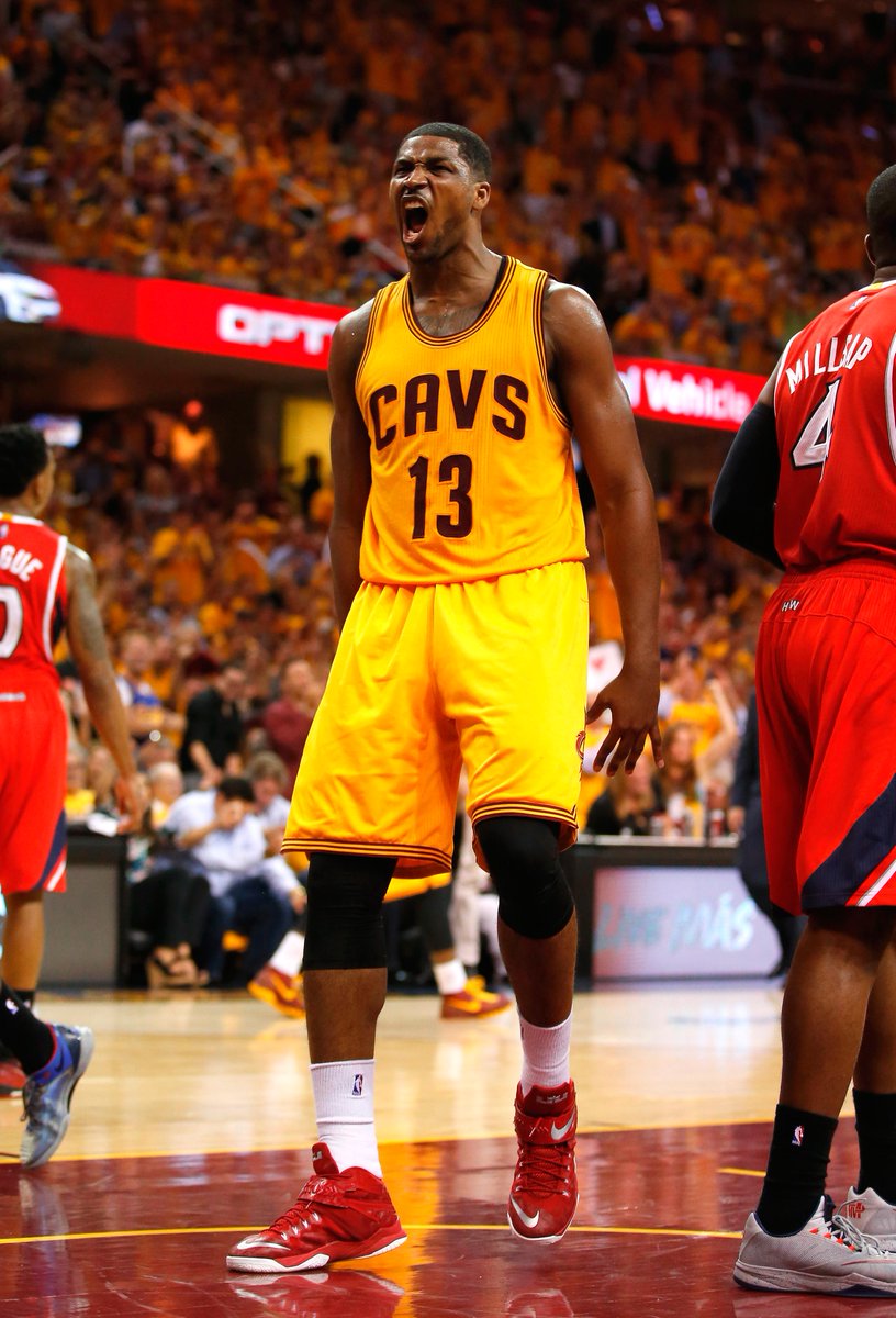 NBA's tweet photo. The @cavs dominate in Game 4, 118-88 to advance to the NBA Finals! http://t.co/y98kNQaqhv