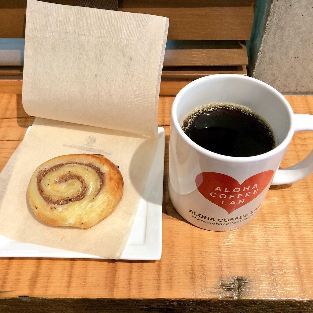 OnlyEnglishJap's tweet photo. ☕️
#AlohaCoffeeLab #aloha #Coffee http://t.co/IXweoiYg5P