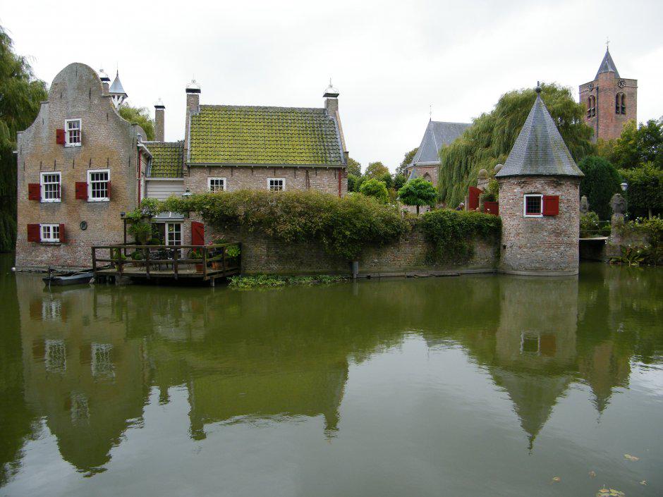 Slot Baarland houdt vandaag opendag! Tip: ga wel op de fiets, want het wordt druk! slotbaarland.nl/pages/opendage…