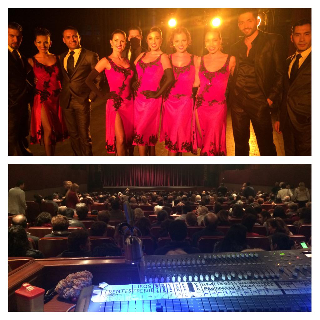 moragodoytango's tweet photo. Todo listo para empezar la función en el Teatro Victor Caseres con mi compañía por primera vez en La Rioja http://t.co/421qP8DZyT