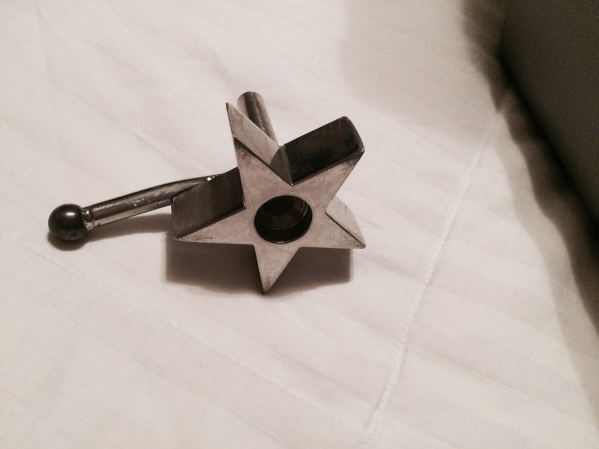 cloudsbongs's tweet image. here is some samples of the work we do