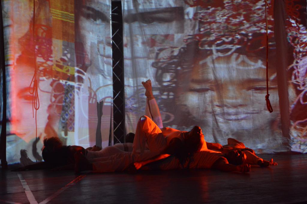 Prachtige dansvoorstelling gezien! 'Forget about the popcorn' by the Headmade Factory.