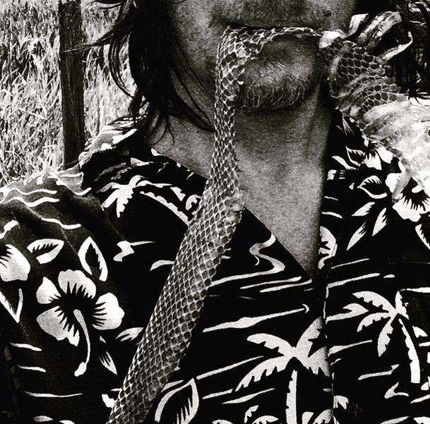 ennoia3's tweet photo. Norman's eyes aren't shown because his eyes would betray his evil &amp; triumphant amusement about slaying more ovaries. http://t.co/1DfqydjCnm