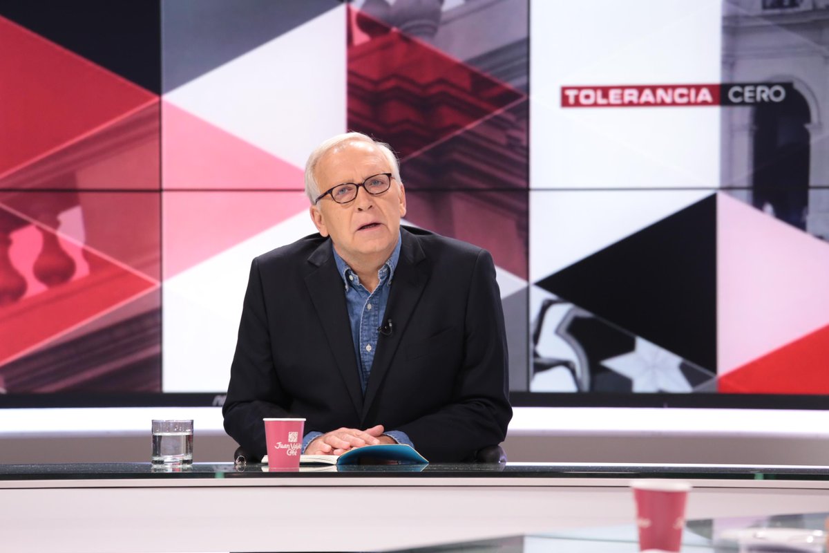 chvnoticias's tweet photo. Jorge Burgos en #Tolerancia0: "Los ministros del interior no investigan en Estado de derecho" http://t.co/SZHlVXoS3y