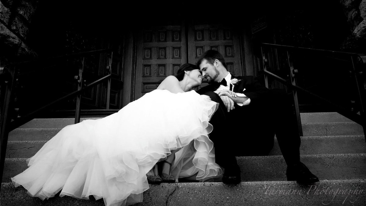 ShutterPaint's tweet photo. Beautiful day for a wonderful couple! http://t.co/G2uVMLmx6x