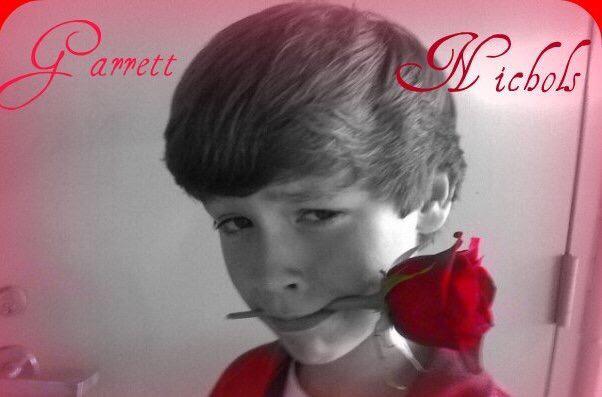 RoadiesProblems's tweet photo. But this is my all time fave fetus Garrett picture http://t.co/Q1lhel5rKV