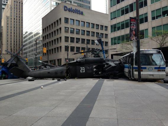 MRoulmannRC's tweet photo. Toronto se transforme en New York le temps d'un tournage apocalyptique! #suicidesquad @iciontario http://t.co/Jh5PSjbEWh