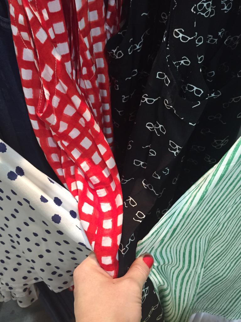 krp8114's tweet photo. The amount of gingham, stripes, polka dots and plaid @Anthropologie!! #gimmmeee #updateyourclassics http://t.co/kVtcH97lYC